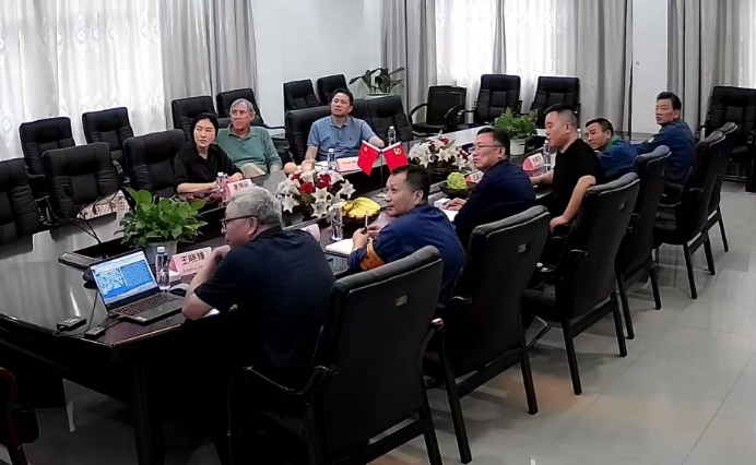 爱通公司史蒂芬先生访问海洋之神590